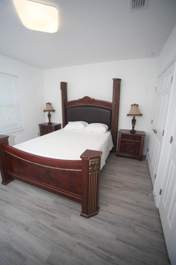 A Beautiful Queen Bedroom Orlando Eksteriør bilde